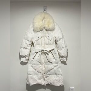 Elegant White Fox Fur-Trimmed Women's Goose Down Puffer Coat